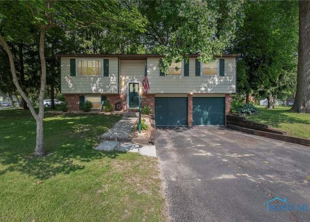Property at 2628 Fairbanks Ave, Toledo, OH 43615, 3 beds, 1.5 baths