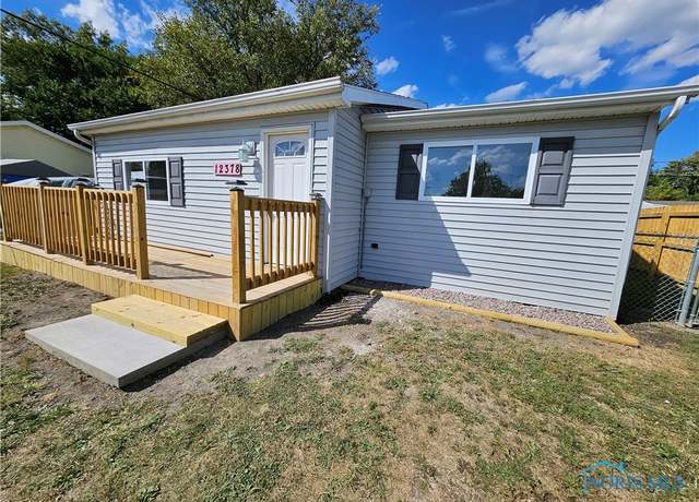 Property at 12378 Lincoln Blvd, Perrysburg, OH 43551, 3 beds, 1 bath