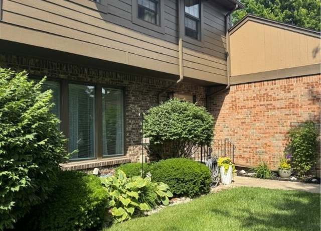 Property at 31 Knollwood Dr Unit H, Perrysburg, OH 43551, 3 beds, 3 baths