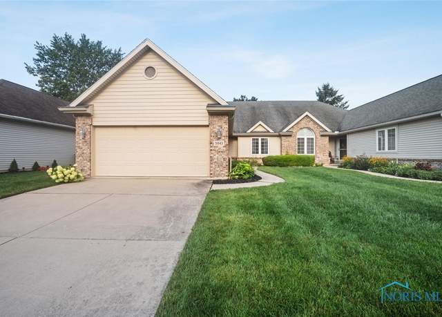 Property at 5843 Heidaway Ln, Sylvania, OH 43560, 2 beds, 2 baths