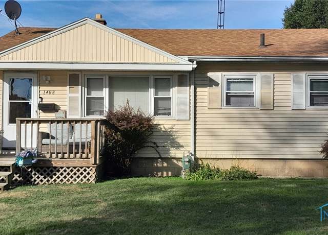 Property at 1408 Lebanon St, Toledo, OH 43605, 3 beds, 1 bath