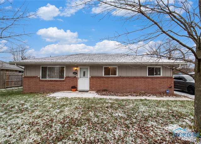 Property at 206 Roseanna Dr, Toledo, OH 43615, 3 beds, 1.5 baths