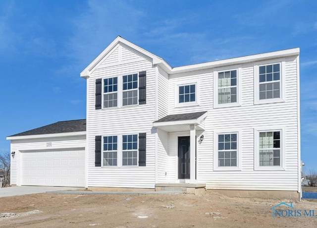 Property at 1113 Clairmont Ave, Napoleon, OH 43545, 4 beds, 2.5 baths