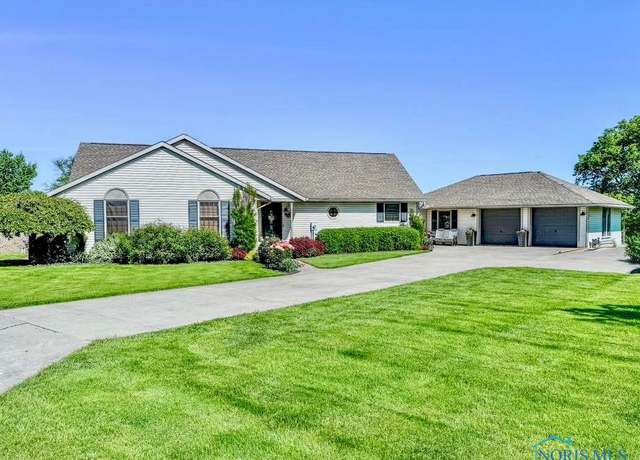 Property at 16070 Rd S, Columbus Grove, OH 45830, 3 beds, 2 baths