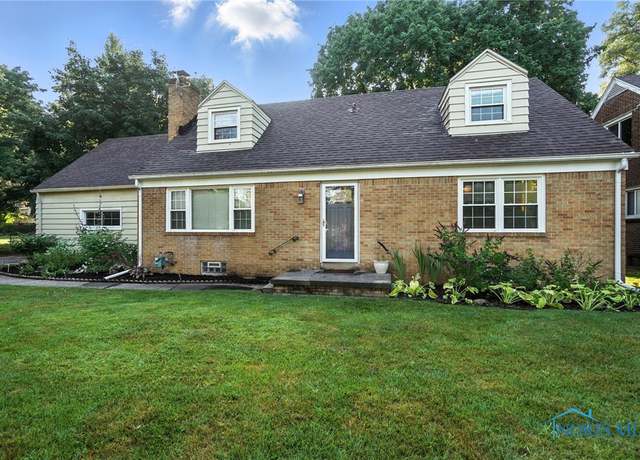 Property at 2838 Secor Rd, Toledo, OH 43606, 4 beds, 2.5 baths