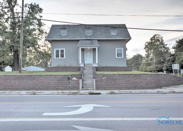 Property at 4943 Flanders Rd, Toledo, OH 43623, 4 beds, 3.5 baths