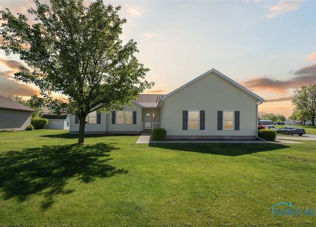 Property at 1250 Indiana Ave, Napoleon, OH 43545, 3 beds, 2 baths