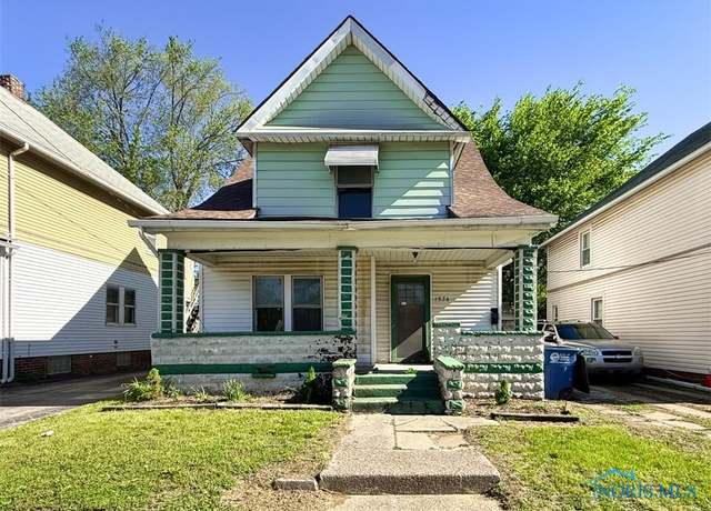 Property at 1534 Indiana Ave, Toledo, OH 43607, 4 beds, 2 baths