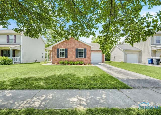 Property at 826 Acton Dr, Toledo, OH 43615, 4 beds, 2 baths