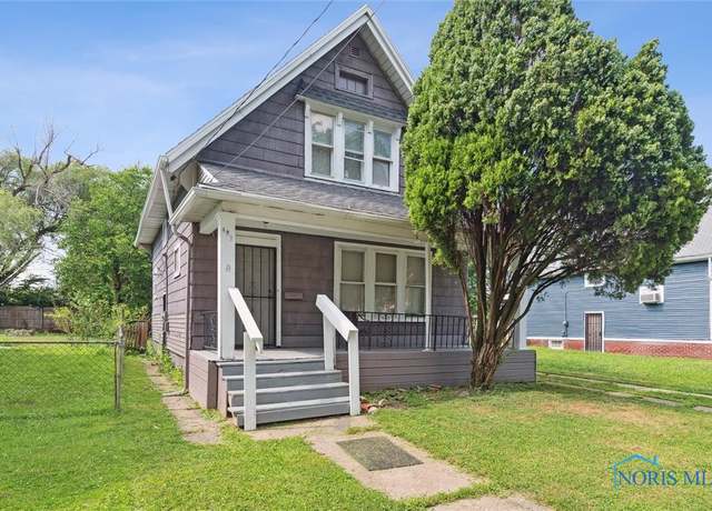 Property at 437 3rd St, Toledo, OH 43605, 3 beds, 1 bath