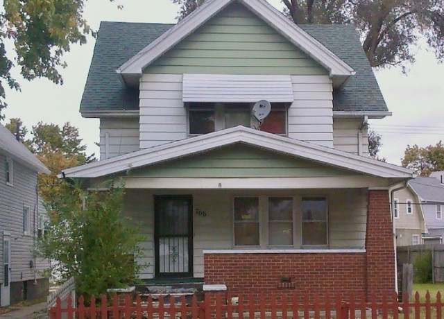 Property at 766 Spencer St, Toledo, OH 43609, 4 beds, 2 baths