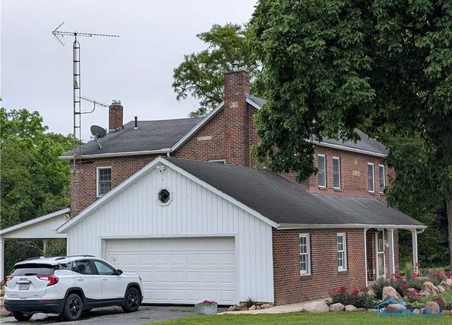 Property at 13825 County Road 54, Rawson, OH 45881, 4 beds, 2 baths