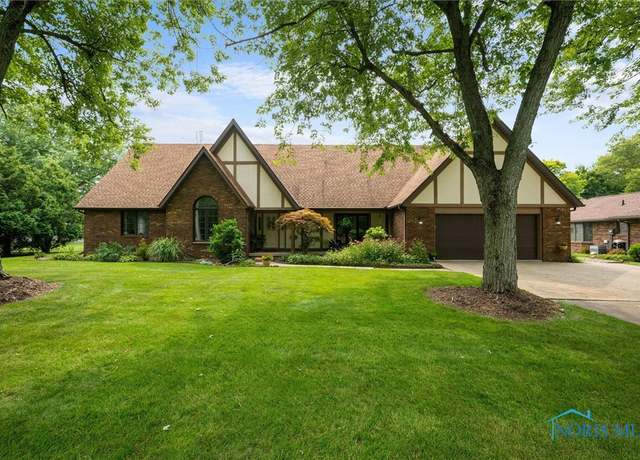 Property at 455 Jahns Rd, Napoleon, OH 43545, 5 beds, 4.5 baths