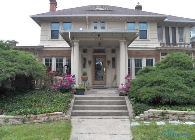 Property at 2950 Broadway St, Toledo, OH 43614, 3 beds, 1.5 baths