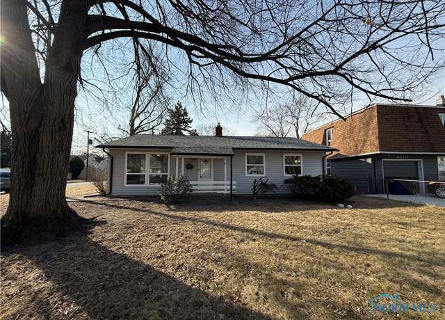 Property at 3201 Schneider Rd, Toledo, OH 43614, 4 beds, 1.5 baths