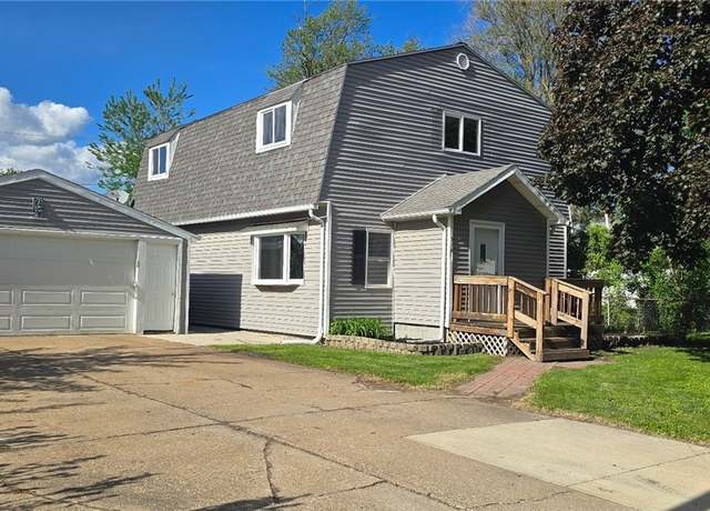 Property at 314 Venice, Northwood, OH 43619, 4 beds, 2 baths