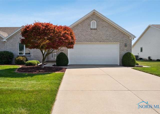 Property at 4463 Clearwater Dr, Maumee, OH 43537, 3 beds, 2.5 baths