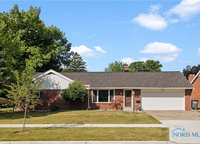 Property at 3144 Dorian Dr, Toledo, OH 43614, 3 beds, 1 bath