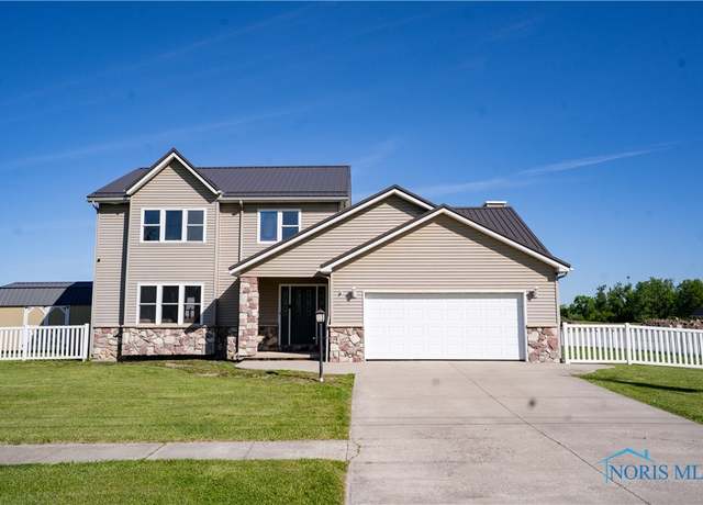 Property at 1500 S Jackson Ave, Defiance, OH 43512, 3 beds, 2.5 baths