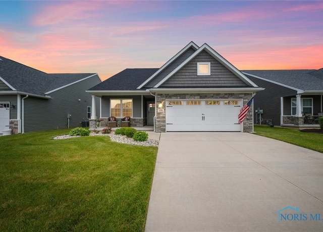 Property at 3331 Summerset Dr, Monclova, OH 43542, 3 beds, 2 baths