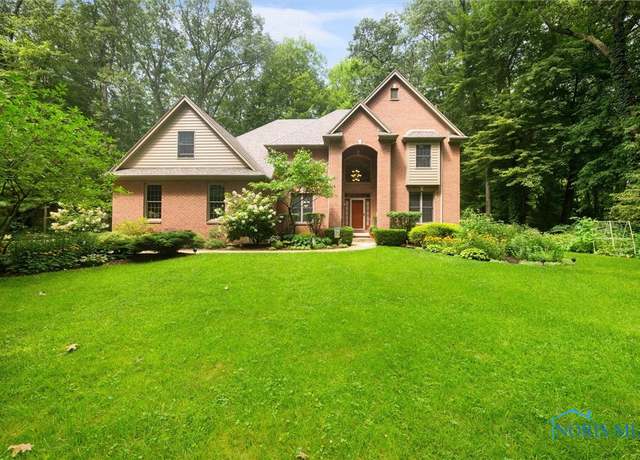 Property at 1136 Wentworth, Holland, OH 43528, 4 beds, 3.5 baths