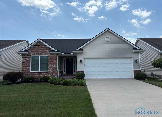 Property at 813 Meadowchase Ln, Toledo, OH 43615, 2 beds, 2 baths