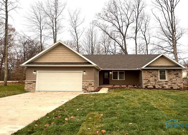 Property at 900 Kimmel Ct, Upper Sandusky, OH 43351, 4 beds, 2.5 baths