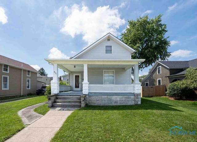 Property at 411 Elm St, Findlay, OH 45840, 3 beds, 2.5 baths
