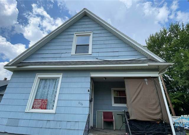 Property at 616 Pleasant Pl, Toledo, OH 43609, 3 beds, 1.5 baths