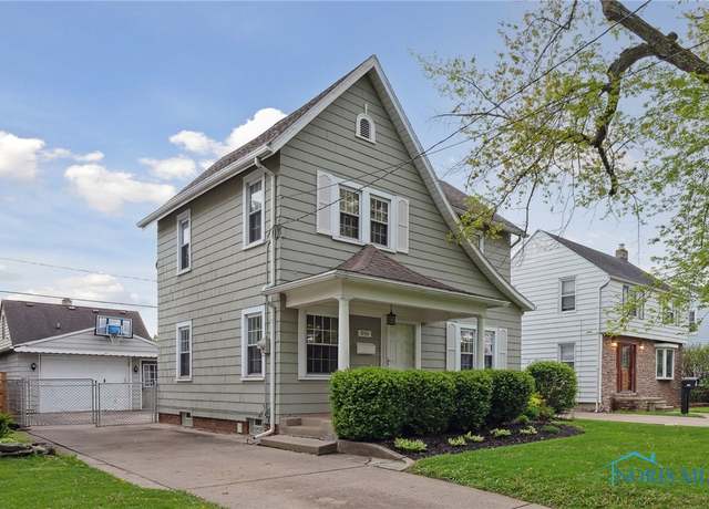 Property at 919 W Gramercy Ave, Toledo, OH 43612, 4 beds, 1.5 baths