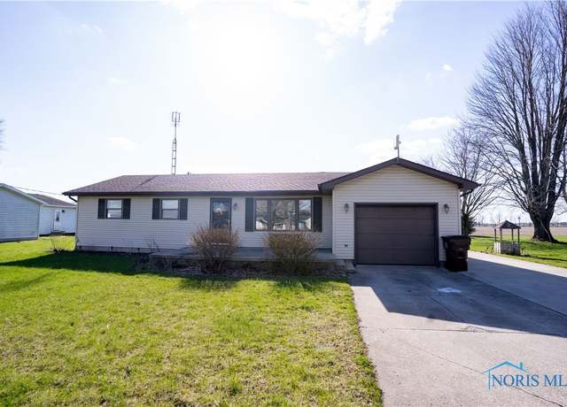 Property at 14844 Harris Rd, Defiance, OH 43512, 4 beds, 2.5 baths