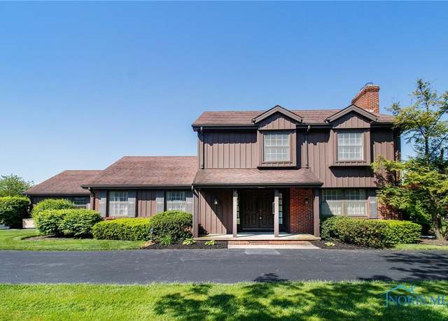 Property at 120 Partridge Ln, Perrysburg, OH 43551, 4 beds, 3.5 baths