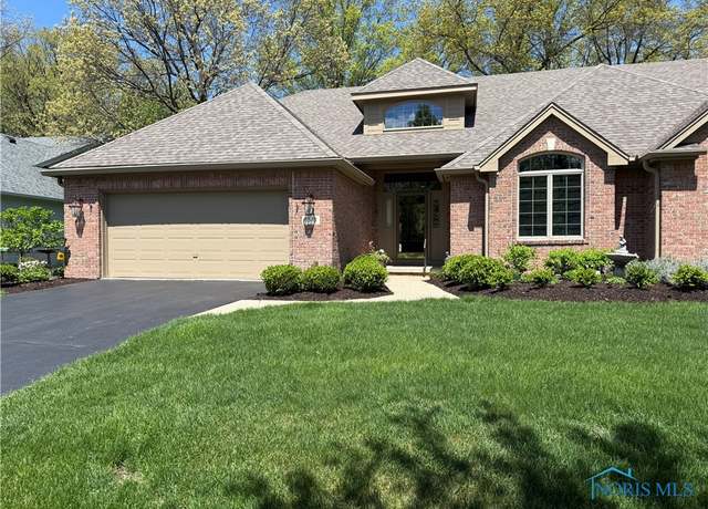 Property at 6540 Carrietowne Ln, Toledo, OH 43615, 3 beds, 2.5 baths