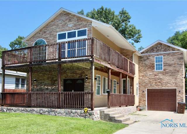 Property at 5904 Rega Dr, Toledo, OH 43623, 3 beds, 1.5 baths