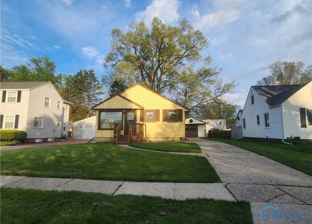 Property at 1821 Winston Blvd, Toledo, OH 43614, 3 beds, 1 bath