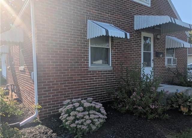 Property at 438 High St, Carey, OH 43316, 3 beds, 1.5 baths