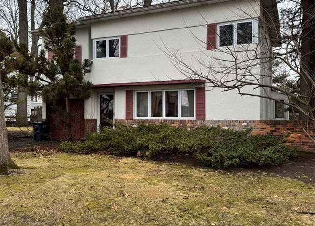 Property at 3470 Goddard Rd, Toledo, OH 43606, 3 beds, 1 bath