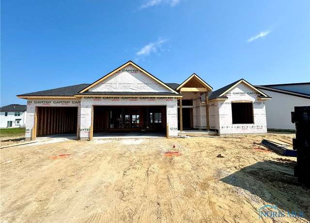 Property at 9842 Featherwood Ln, Sylvania, OH 43560, 3 beds, 2.5 baths