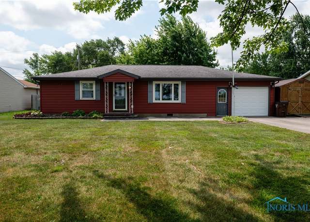 Property at 825 Johnson Rd, Paulding, OH 45879, 3 beds, 1.5 baths