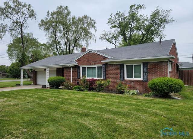 Property at 3434 Muirfield Ave, Toledo, OH 43614, 2 beds, 1.5 baths