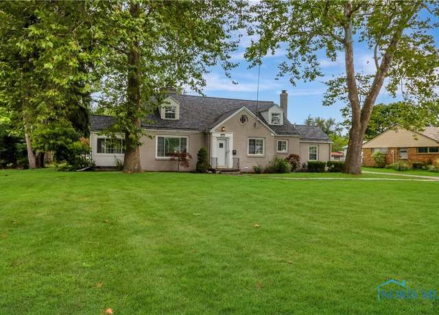 Property at 3770 Heatherdowns Blvd, Toledo, OH 43614, 3 beds, 2 baths