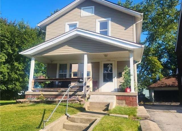 Property at 1742 Brussels St, Toledo, OH 43613, 3 beds, 1 bath