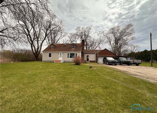 Property at 4512 Williston Rd, Northwood, OH 43619, 4 beds, 2 baths