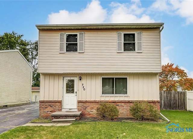 Property at 720 Butterfield Dr, Toledo, OH 43615, 4 beds, 1.5 baths
