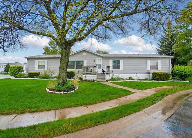 Property at 715 S Holland Sylvania Rd #88, Toledo, OH 43615, 3 beds, 2 baths