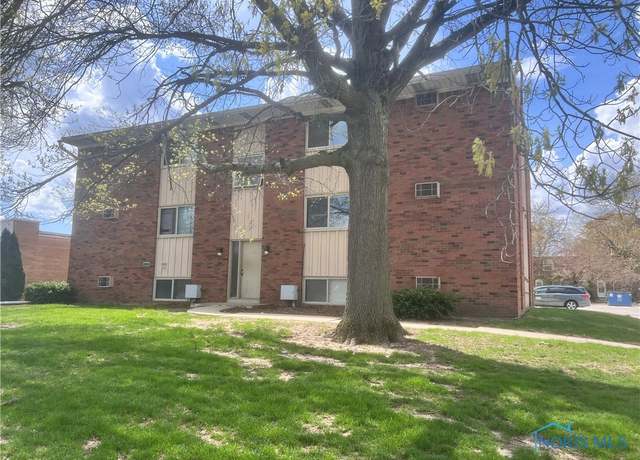Property at 2134 Tedrow Rd, Toledo, OH 43614, 102 baths