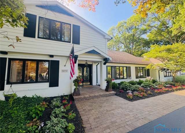 Property at 4232 River Rd, Toledo, OH 43614, 5 beds, 3.5 baths