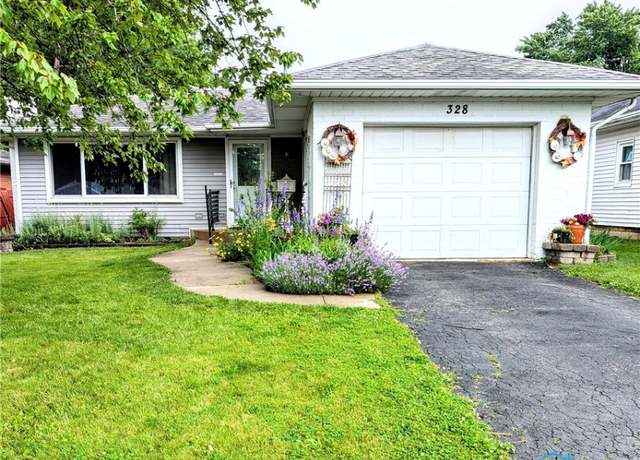 Property at 328 W Prentiss Ave, Findlay, OH 45840, 2 beds, 1.5 baths