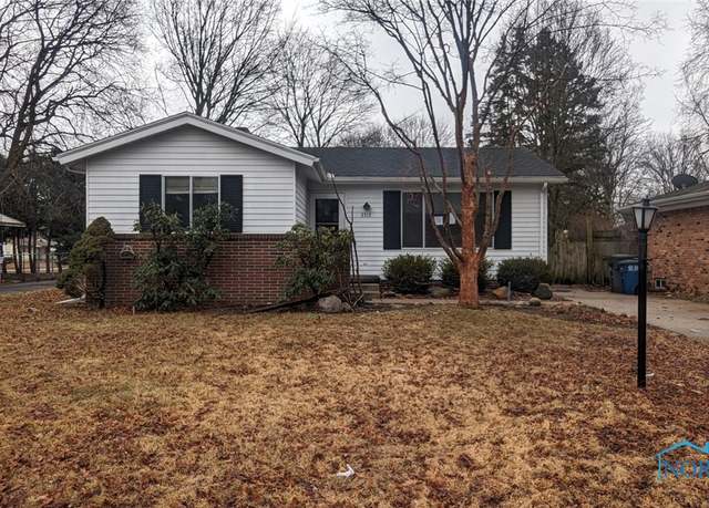 Property at 3513 Cedardale Ct, Toledo, OH 43623, 3 beds, 1 bath