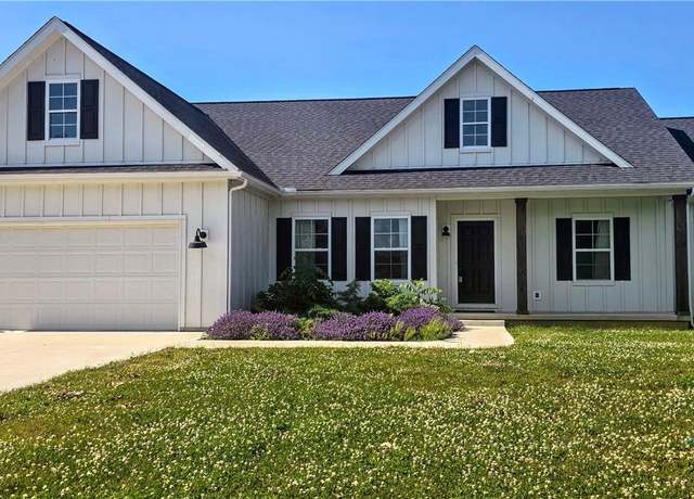 Property at 898 Township Road 204, Findlay, OH 45840, 3 beds, 2 baths